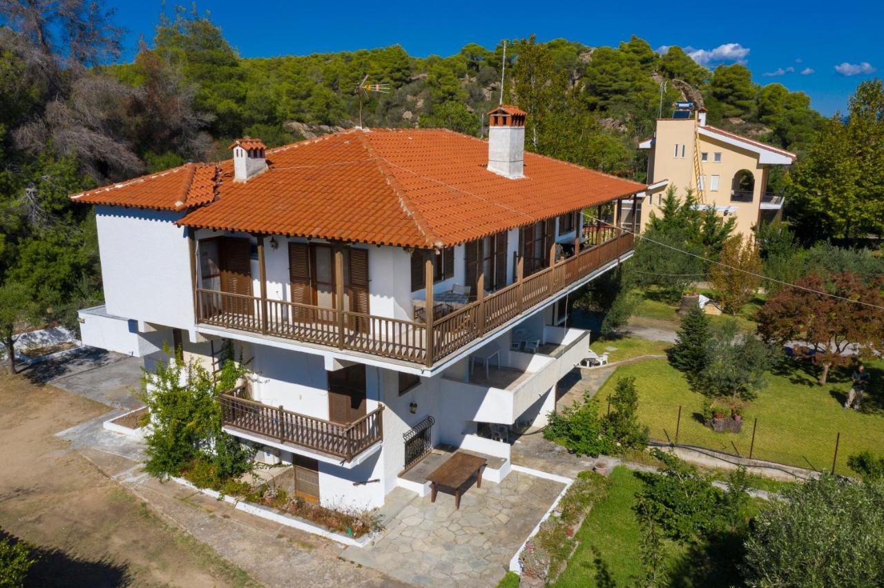 Antigoni'S Apartment Vourvourou Exterior photo