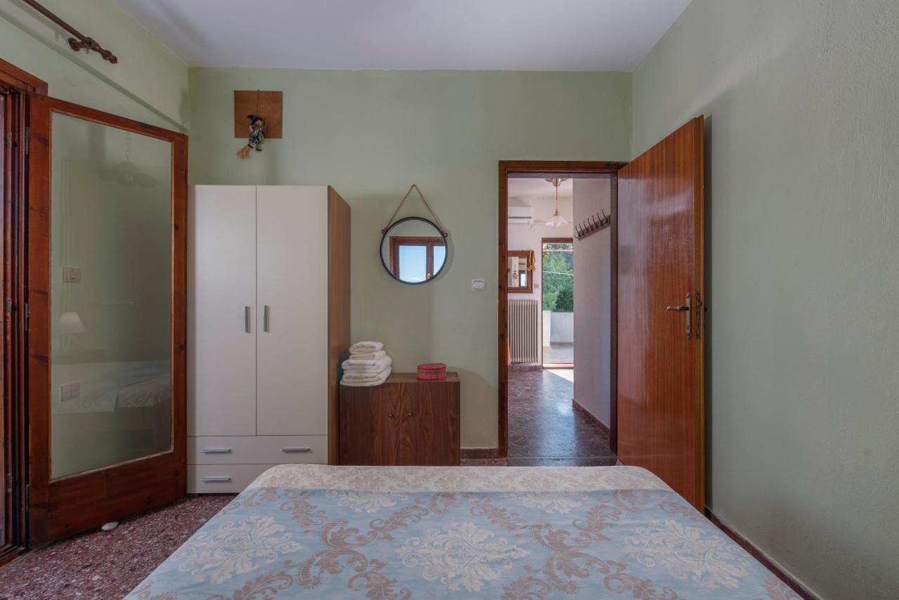 Antigoni'S Apartment Vourvourou Exterior photo